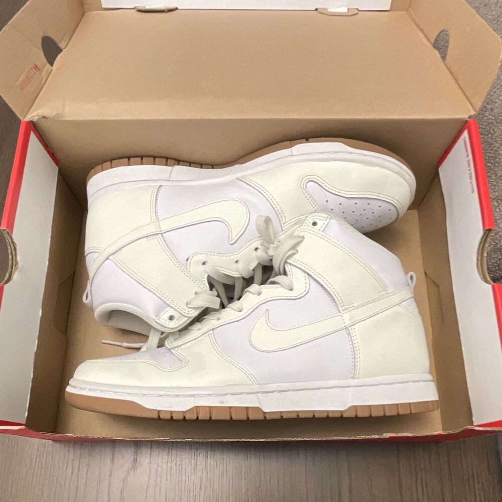 Nike Dunk High Men's White Leather High Top Basketball Sneakers